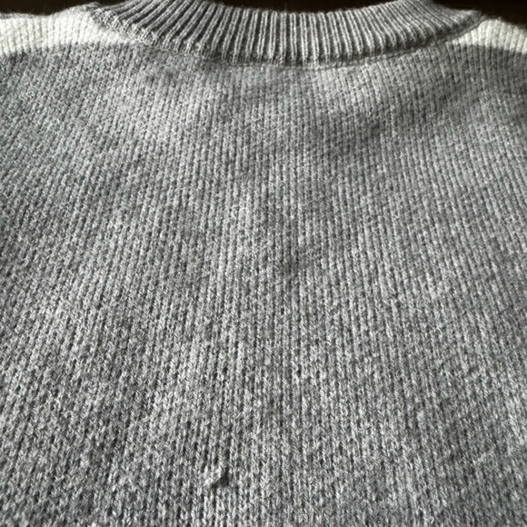 LOEWE
Anagram Cashmere & Cotton Sweater - Picture 10 of 10